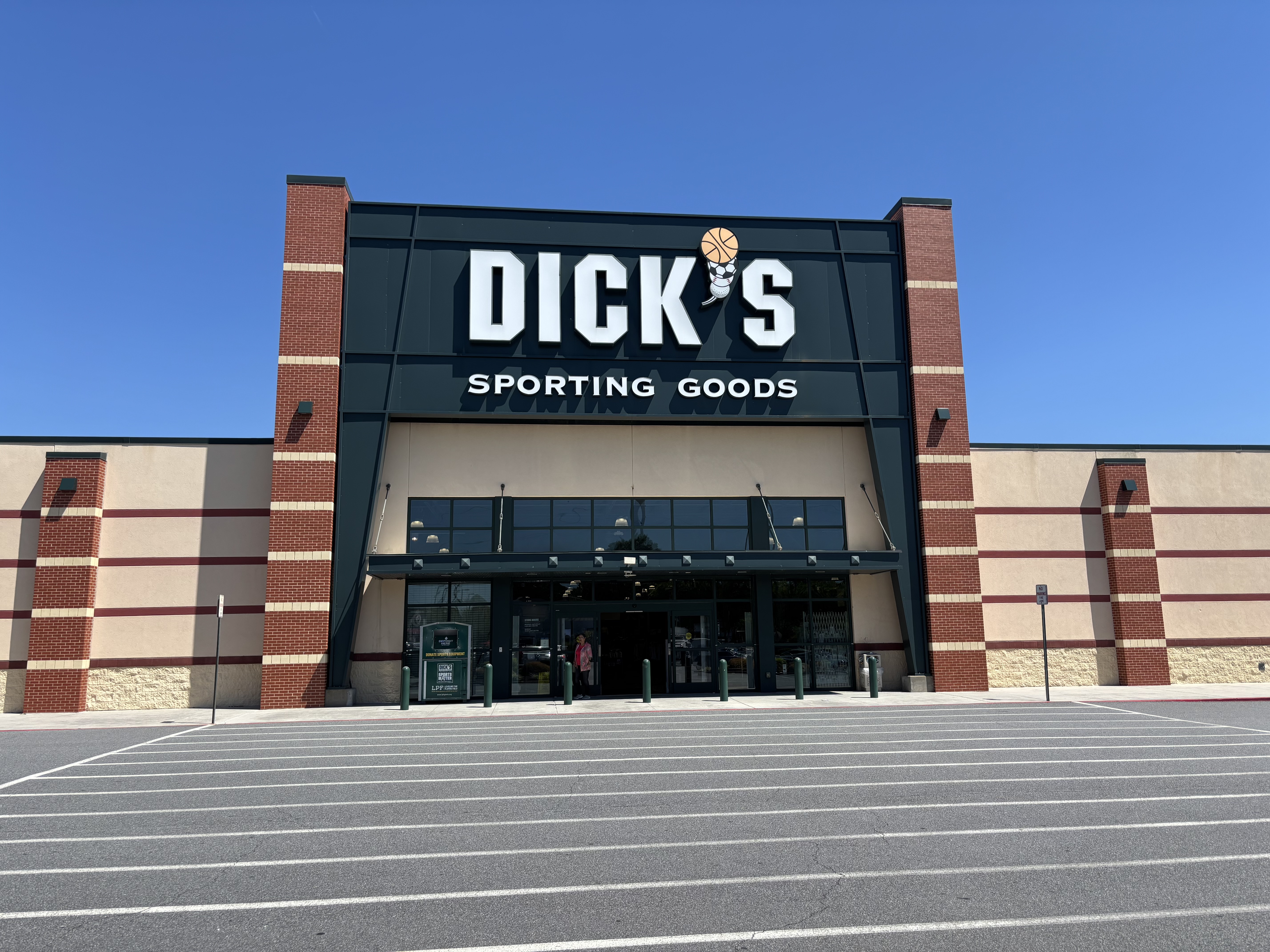 Dick's Sporting Goods construction — Modern Day Commodities